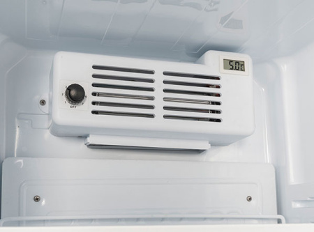 COOL HEAD Gėrimų šaldytuvas su dvigubomis durimis ir švieslente TMG390, baltas, 350 l. TMG 390C | E-gastro