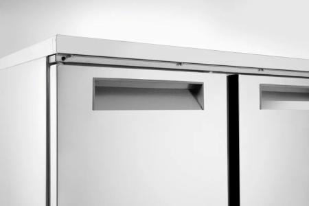 ARKTIC 3 durų šaldytuvas su stalviršiu 219 L 1365x700x(H)850mm 236147 | E-gastro